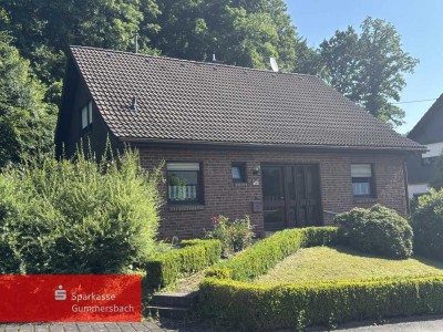 Freistehendes Einfamilienhaus in verklinkerter Fertigbauweise!