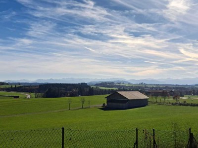 MIETEN auf ZEIT: Geräumiges, möbliertes 6-Zimmer-Einfamilienhaus mit EBK in Reichling