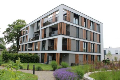 Moderne Erdgeschosswohnung mit großem Garten und XL-Tiefgaragenstellplatz in Neu-Ulm Ludwigsfeld