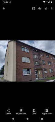 Freundliche und gepflegte 2-Zimmer-Wohnung mit Balkon und Einbauküche in Oberhausen-Sterkrade