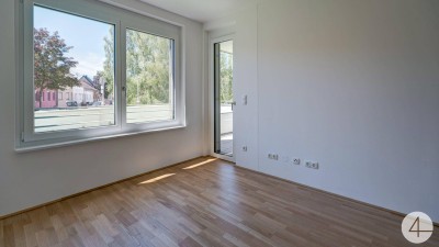 Großzügige 4 Zimmer Wohnung in Bahnhofsnähe, 2 KFZ Abstellplätze - PROVISION BEZAHLT DER ABGEBER