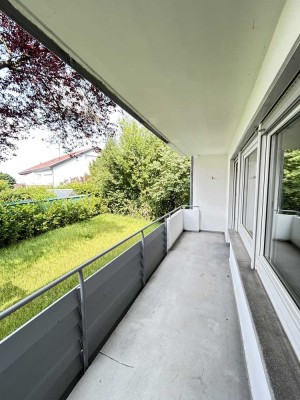 Erstbezug: Sanierte 1-Zimmer-Wohnung mit EBK und Balkon in Korntal-Münchingen