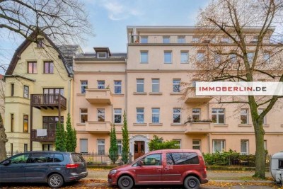 IMMOBERLIN.DE - Attraktive Stuck-Altbauwohnung mit Minigarten in Ruhelage