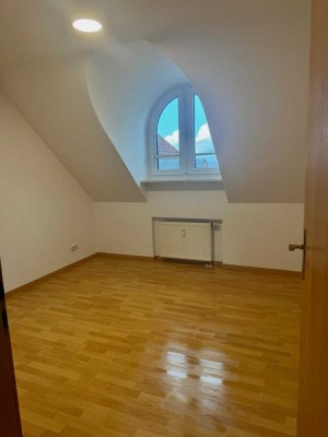 700 € - 57 m² - 2.0 Zi.