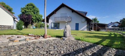 Attraktives Einfamilienhaus mit Garten, Terrasse, Balkon, Garage und Sauna in 86833, Ettringen