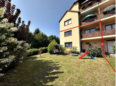 "Traumhafte 3-Zimmer-Wohnung - zwei Etagen & saniert, EBK, Garten, Balkon, Terrasse & Stellplatz"