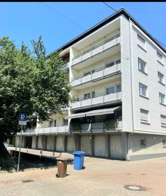 Zentrumsnahe 3-Zimmer-Wohnung mit EBK