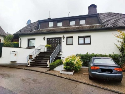 Helle, frisch renovierte 3-Zimmer-Wohnung mit Kamin Odenthal-Osenau (86 m²)