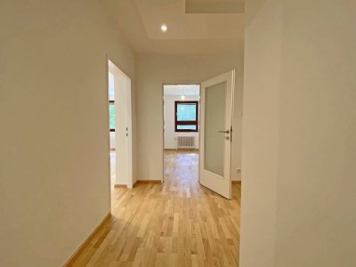 Grünruhelage in Ober St. Veit: Erstbezug nach Sanierung - 2 Zimmer, große Loggia und Tiefgaragenplatz - provisionsfrei vom Eigentümer
