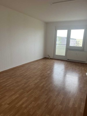 *Gemütliche 2-Raumwohnung mit Balkon/incl. Treppenbonus*