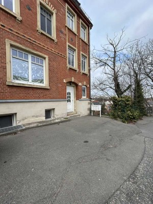 2-Raum-Wohnung, ruhig gelegen mit Tageslichtbad