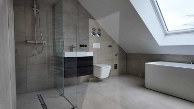 ++TOP renovierte 3 ZKB++Tageslichtbad++klimatisiert++
