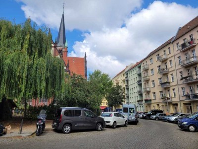Samariterviertel-Idylle: Ruhige Altbauwohnung in Berlin-Friedrichshain