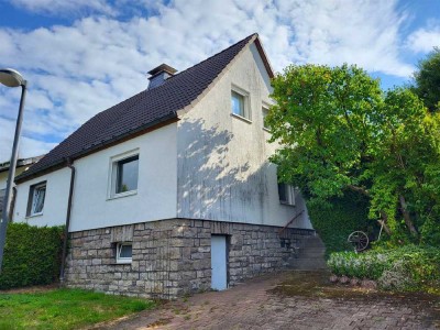 / Sundern: Doppelhaushälfte mit Einliegerwohnung zum Schnäppchenpreis!