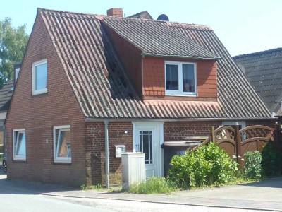 KLEINES HÄUSCHEN, MITTENDRIN IN LANDKIRCHEN!