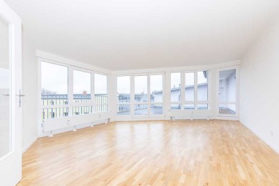 Ihr Wohntraum: familienfreundliche 5-Zimmer-Whg mit riesiger Terrasse! TOP Zustand-bezugsfrei-Aufzug