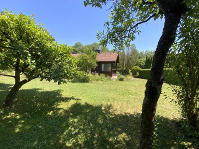 Kleines Haus in ruhiger Lage in einer Gartensiedlung in der Daxau