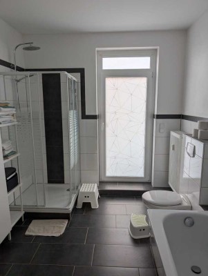 Moderne 4-Zimmer-Wohnung mit zwei Balkonen im 3. OG in Eilenburg