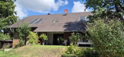 Großzügiges Einfamilienhaus in ruhiger Innenstadtlage mit idyllischem großen Garten