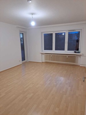 helle 3-Zimmer Wohnung 75 qm mit Balkon