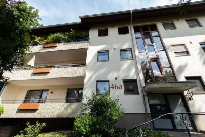 Elegante 4-Zimmer-Wohnung mit Balkon & sonniger Terrasse in Baden-Baden