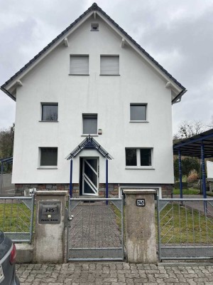 Geräumiges, günstiges 7-Zimmer-Einfamilienhaus mit gehobener Innenausstattung und EBK in Bensheim