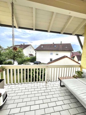 Helle 3-Zimmer-Wohnung mit großer Wohnküche & überdachtem Balkon in Pocking