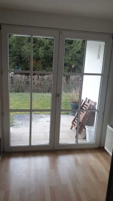 Gepflegte 1-Zimmer-Erdgeschosswohnung mit Südterrasse