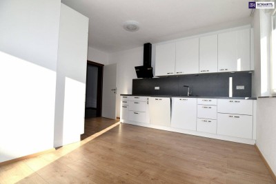 FAMILIENFREUNDLICHE WOHNUNG IN RUHIGER SIEDLUNG – 4 HELLE ZIMMER, MODERNE KÜCHE, ECKBADEWANNE &amp; 2 CARPORTS!