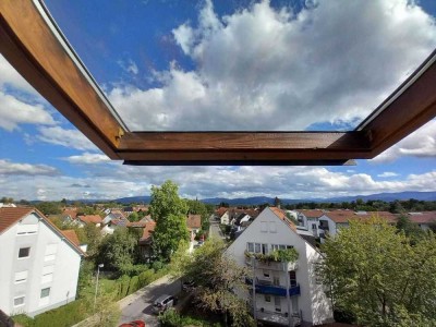 Dachgeschosswohnung kurzfristig beziehbar!