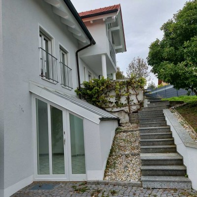 Exclusive Hanghauswohnung 205 m², ruhige sonnige Lage mit Panoramablick