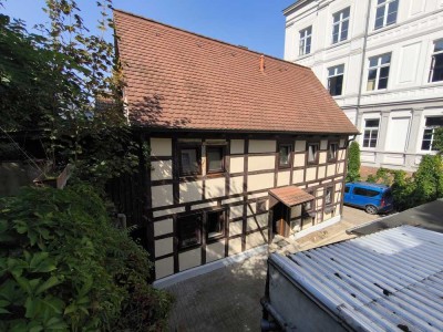 DENKMALGESCHÜTZTES FACHWERKHAUS IM HERZEN DER PORZELLANSTADT