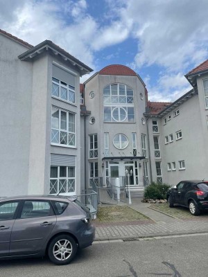 Geschmackvolle 4-Raum-Wohnung in 67575, Eich