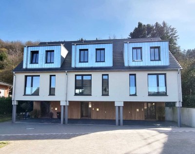 Stilvolles Reihenhaus mit Garten in Waldrandlage