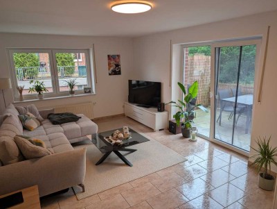 Schöne 2-Zimmer-EG-Wohnung mit Balkon und EBK