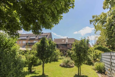 Charmantes Reiheneckhaus mit Garten und Garage in Alsdorf