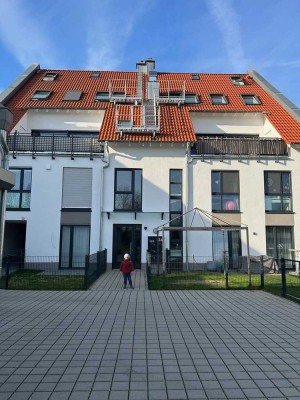 Haus im Haus - Neuwertige Wohnung mit hohem Standard