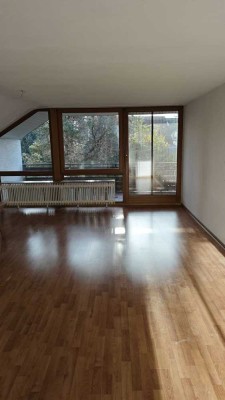 Helle 2,5-Zimmer Wohnung mit Balkon in Filderstadt