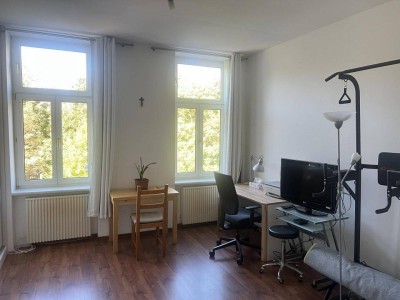 Garconniere in zentraler Lage, sehr gute Anbindung an Bus und Bahn