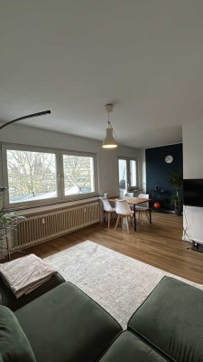 Untermiete (15.01 - 30.04) 50qm möblierte Wohnung in schöner Lage in Deutz!