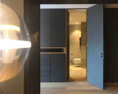 Ab 1.9.2025 - voll möbliert: Luxus 2-Zimmer-Loft-Wohnung in Alt- Schwabing