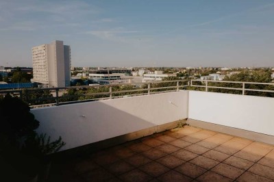 Besondere Penthouse-Wohnung mit tollem Ausblick in München Moosach zu verkaufen!