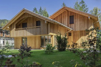 Luxuswohnung im Erstbezug mit Privatgarten – in hochwertiger Holzmassivbauweise
