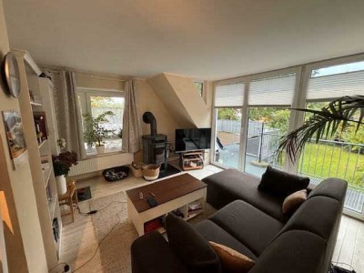 Charmantes Ein-/Zweifamilienhaus mit Garten, Dachterrasse und modernisierter Maisonette-Wohnung