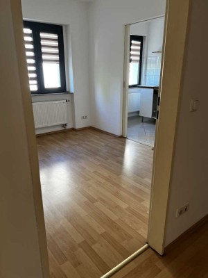 Schöne, geräumige 2,5-Zimmer Wohnung in Frankfurt am Main, Nordend