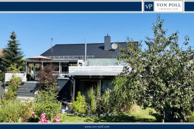 Zeit Los - Zweifamilienhaus mit Wintergarten, Pool und stilvoller Wohnvielfalt