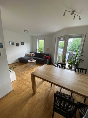 Exklusive, gepflegte 2-Zimmer-Wohnung mit gehobener Innenausstattung und EBK in Mülheim/Dorf Saarn