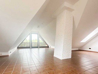 Attraktive 3-Zimmer Dachgeschosswohnung mit Loggia in Algermissen-Lühnde