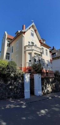 Renovierte Jahrhundertwende Villa in sehr guter Lage mit Schlossblick in Weilburg