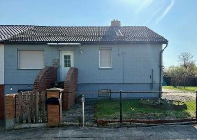 Doppelhaushälfte zu verkaufen